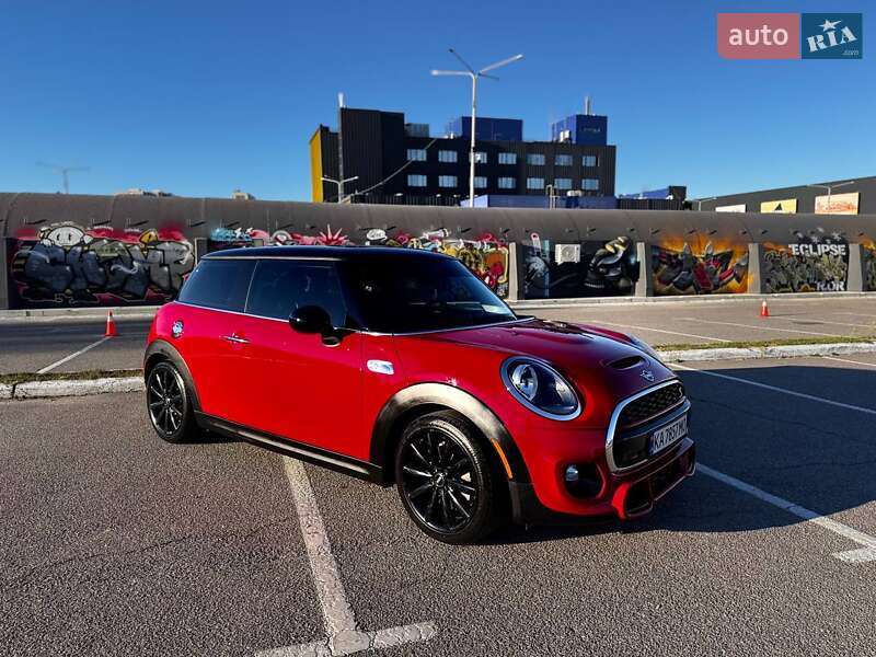 Хэтчбек MINI Cooper 2019 в Киеве фото 5 Хэтчбек MINI Cooper 2019 в Киеве