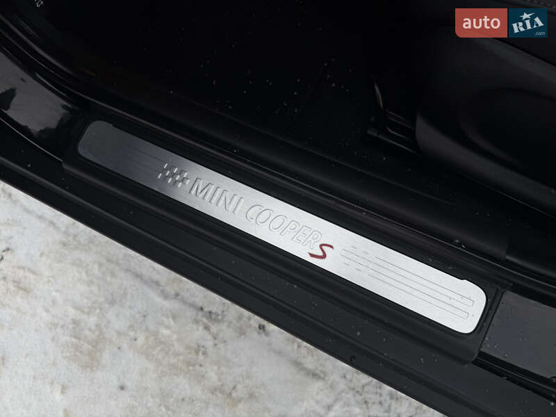 Хэтчбек MINI Cooper 2021 в Киеве