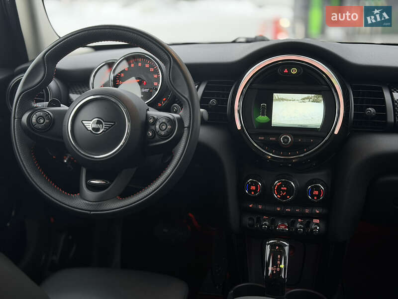 Хэтчбек MINI Cooper 2021 в Киеве