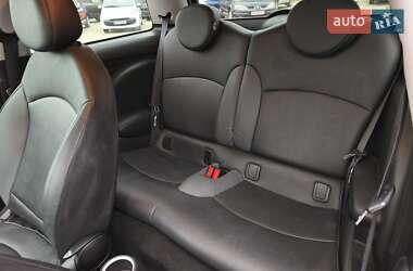 Хэтчбек MINI Cooper 2010 в Днепре