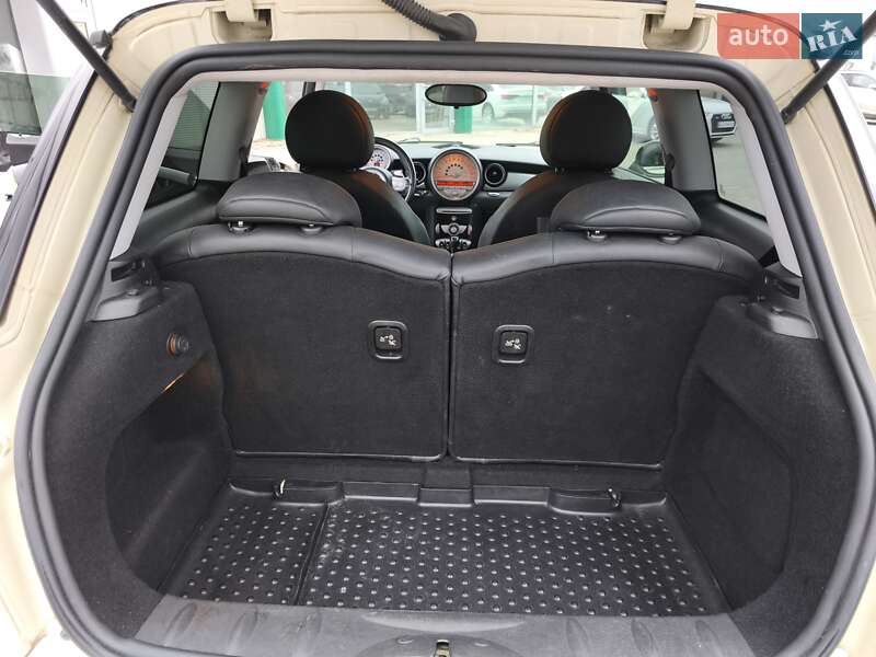 Хэтчбек MINI Cooper 2010 в Днепре