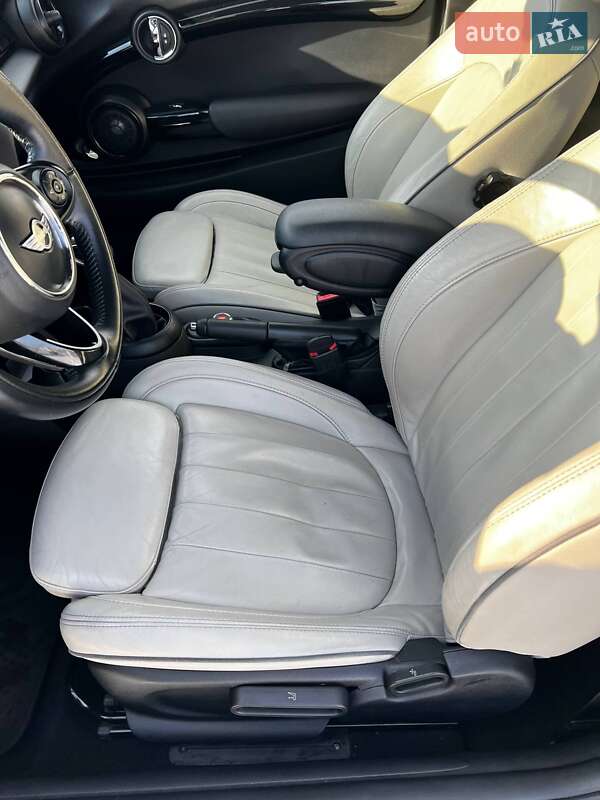 Хетчбек MINI Cooper 2017 в Києві