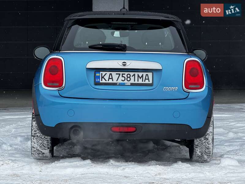 Хэтчбек MINI Cooper 2015 в Киеве