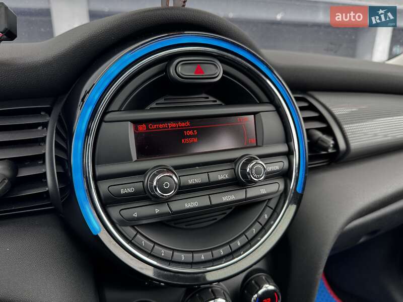 Хэтчбек MINI Cooper 2015 в Киеве