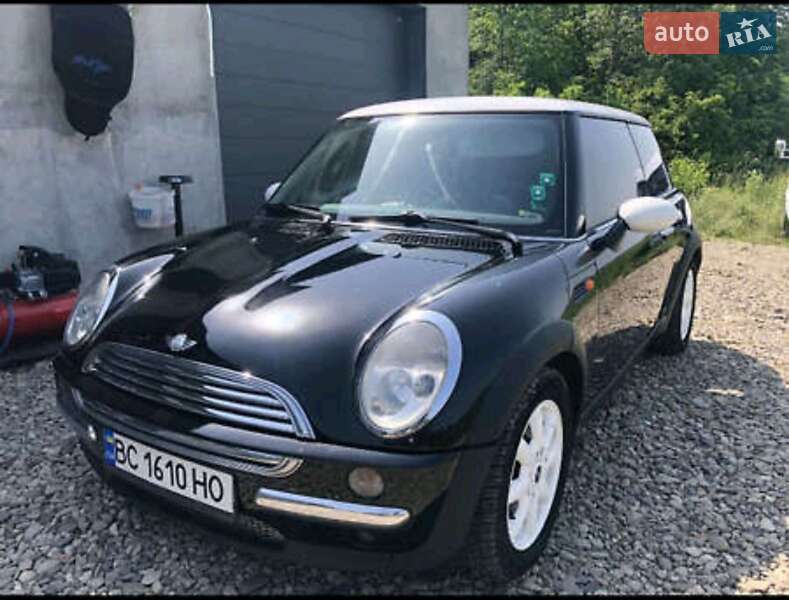 Хетчбек MINI Cooper 2001 в Чернівцях