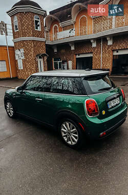 Хэтчбек MINI Cooper 2021 в Николаеве