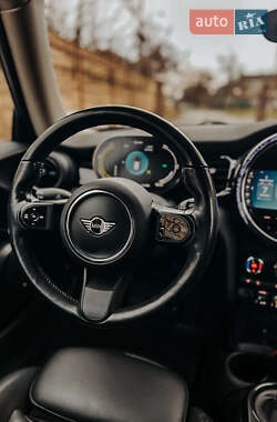 Хэтчбек MINI Cooper 2021 в Николаеве