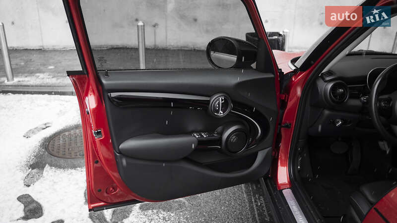 Хэтчбек MINI Cooper 2020 в Киеве