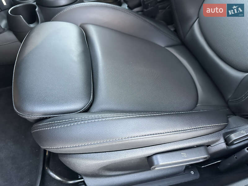 Хетчбек MINI Cooper 2017 в Києві