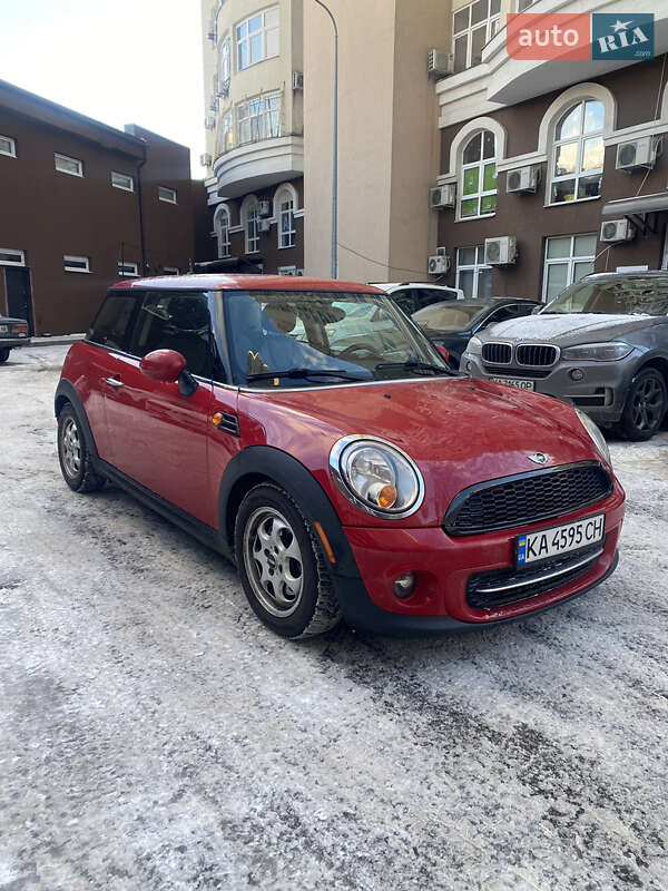 Хэтчбек MINI Cooper 2012 в Киеве