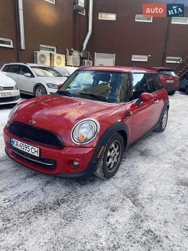 Хэтчбек MINI Cooper 2012 в Киеве