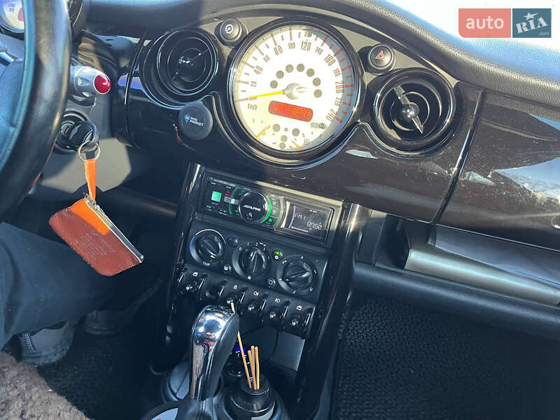 Хетчбек MINI Cooper 2003 в Івано-Франківську фото 18 Хетчбек MINI Cooper 2003 в Івано-Франківську