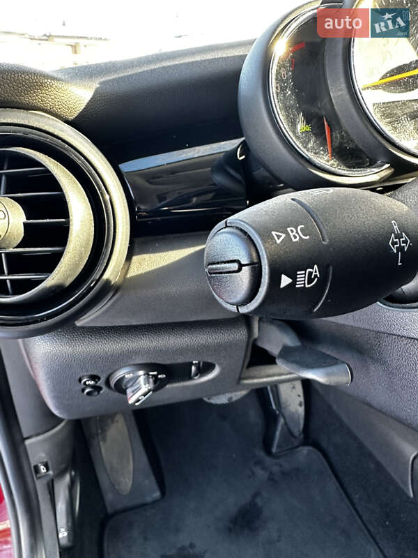 Хетчбек MINI Cooper 2020 в Ужгороді