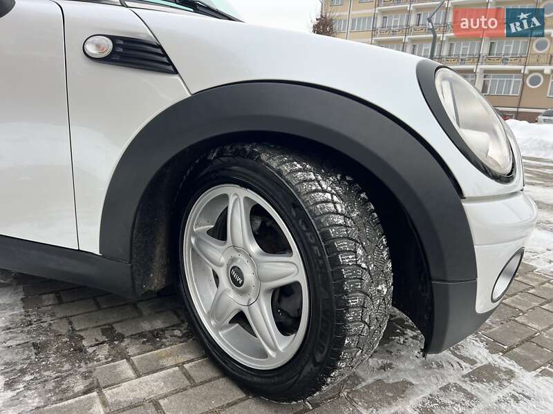 Хетчбек MINI Cooper 2009 в Львові фото 24 Хетчбек MINI Cooper 2009 в Львові