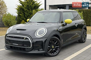 Хэтчбек MINI Cooper 2022 в Ужгороде