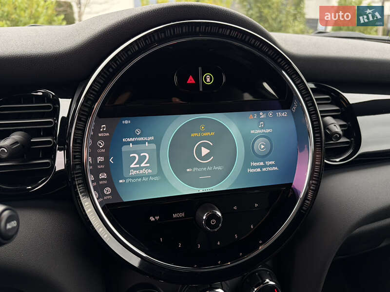 Хэтчбек MINI Cooper 2022 в Ужгороде