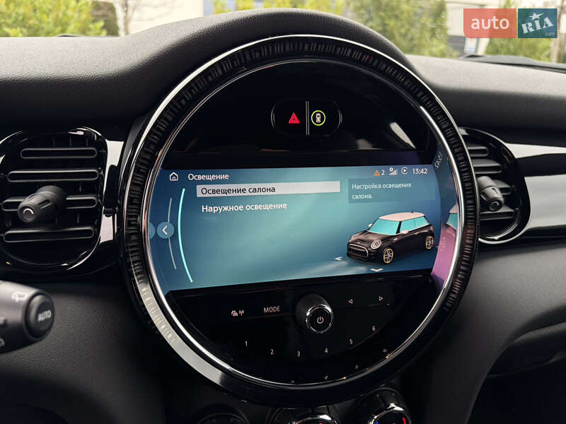 Хэтчбек MINI Cooper 2022 в Ужгороде