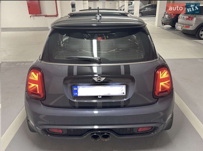 Хэтчбек MINI Cooper 2016 в Киеве