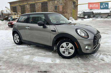 Хетчбек MINI Cooper 2016 в Києві