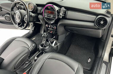 Хэтчбек MINI Cooper 2016 в Киеве