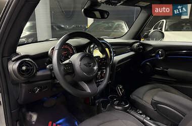 Хэтчбек MINI Cooper 2023 в Одессе