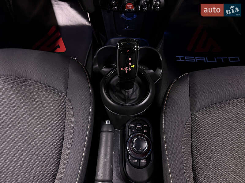 Хэтчбек MINI Cooper 2023 в Одессе