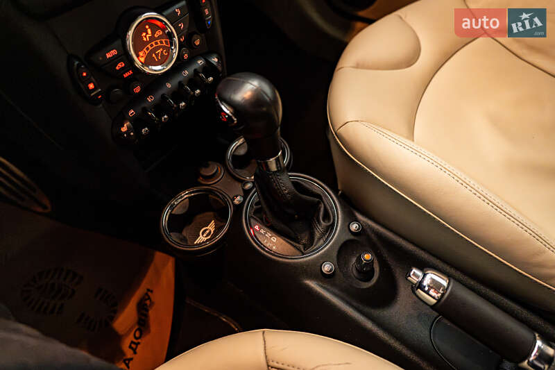 Хэтчбек MINI Cooper 2010 в Киеве