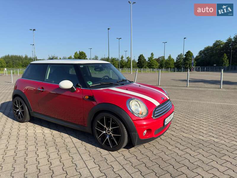 MINI Cooper 2013