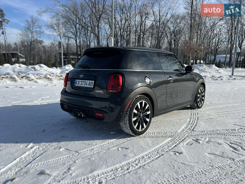 Хэтчбек MINI Cooper 2018 в Харькове