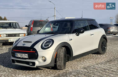 Хэтчбек MINI Cooper 2016 в Днепре