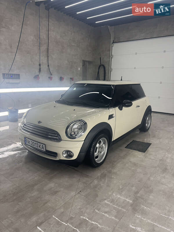 2007 Mini Cooper, VIN WMWME31060TU00532:plate — фото 1 (autoria)