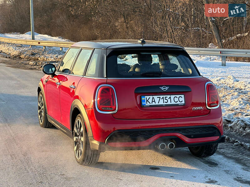 Хэтчбек MINI Cooper 2022 в Киеве фото 5 Хэтчбек MINI Cooper 2022 в Киеве
