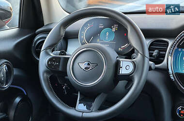 Хэтчбек MINI Cooper 2022 в Киеве