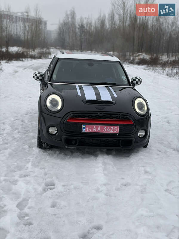 Хэтчбек MINI Cooper 2015 в Киеве