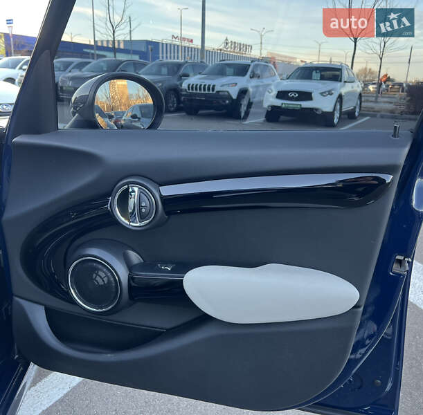 Хетчбек MINI Cooper 2018 в Києві фото 54 Хетчбек MINI Cooper 2018 в Києві