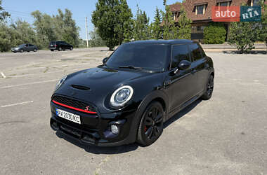 Хэтчбек MINI Cooper 2017 в Харькове