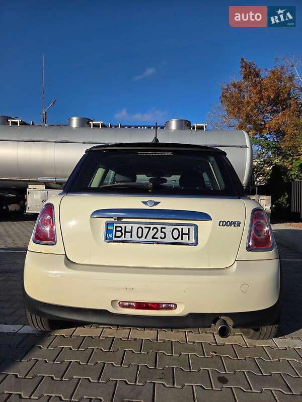 Хетчбек MINI Cooper 2013 в Одесі фото 21 Хетчбек MINI Cooper 2013 в Одесі