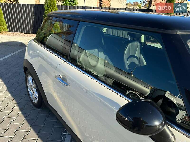 Хетчбек MINI Cooper 2013 в Одесі фото 24 Хетчбек MINI Cooper 2013 в Одесі