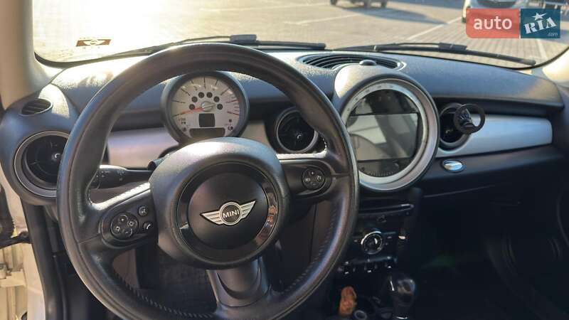 Хетчбек MINI Cooper 2013 в Одесі фото 39 Хетчбек MINI Cooper 2013 в Одесі