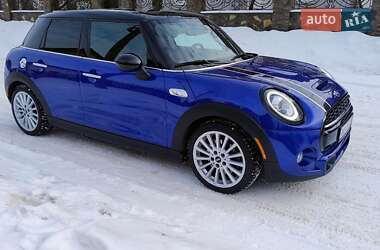 Хэтчбек MINI Cooper 2018 в Львове