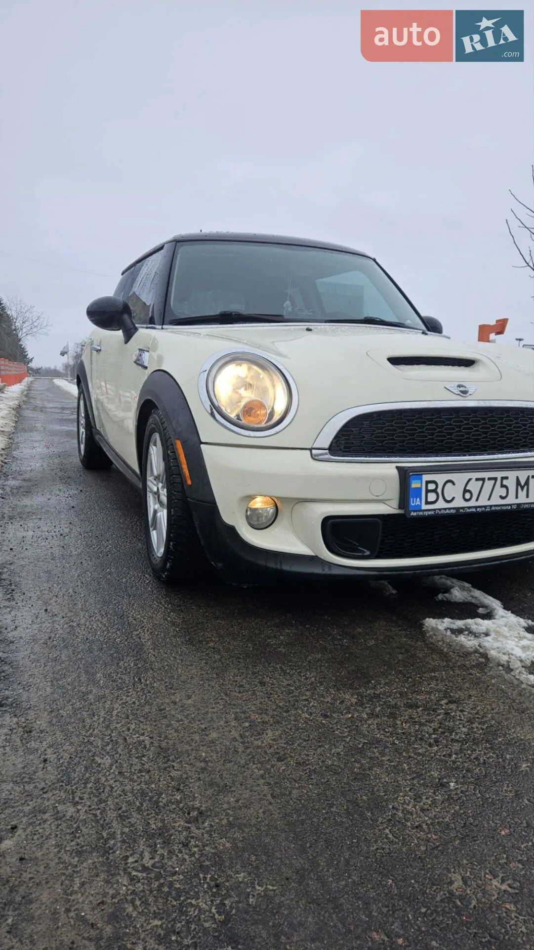 2010 MINI Cooper - мініатюра 2