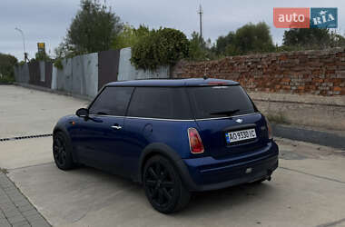 mini cooper 2003 в Ужгород від професійного продавця Женя