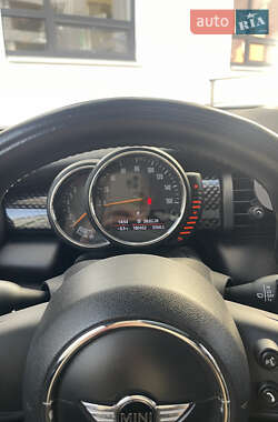 Хэтчбек MINI Cooper 2014 в Вишневом