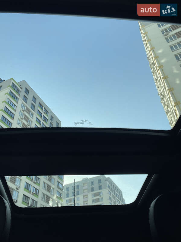Хэтчбек MINI Cooper 2014 в Вишневом