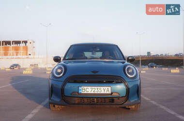 Хэтчбек MINI Cooper 2023 в Львове
