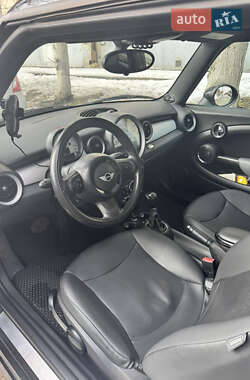 Хэтчбек MINI Cooper 2011 в Киеве