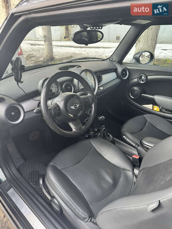 Хетчбек MINI Cooper 2011 в Києві фото 8 Хетчбек MINI Cooper 2011 в Києві