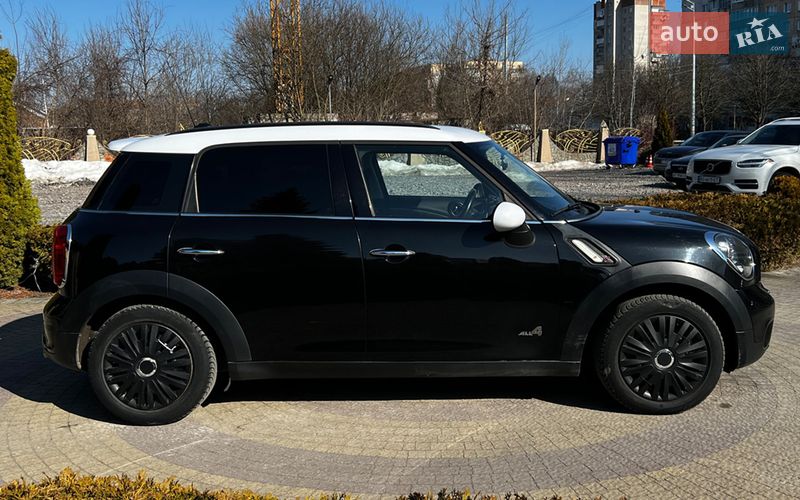 Хэтчбек MINI Cooper 2012 в Львове