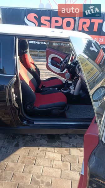 Хетчбек MINI Cooper 2002 в Лубнах