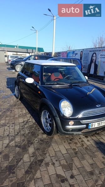 Хэтчбек MINI Cooper 2002 в Лубнах